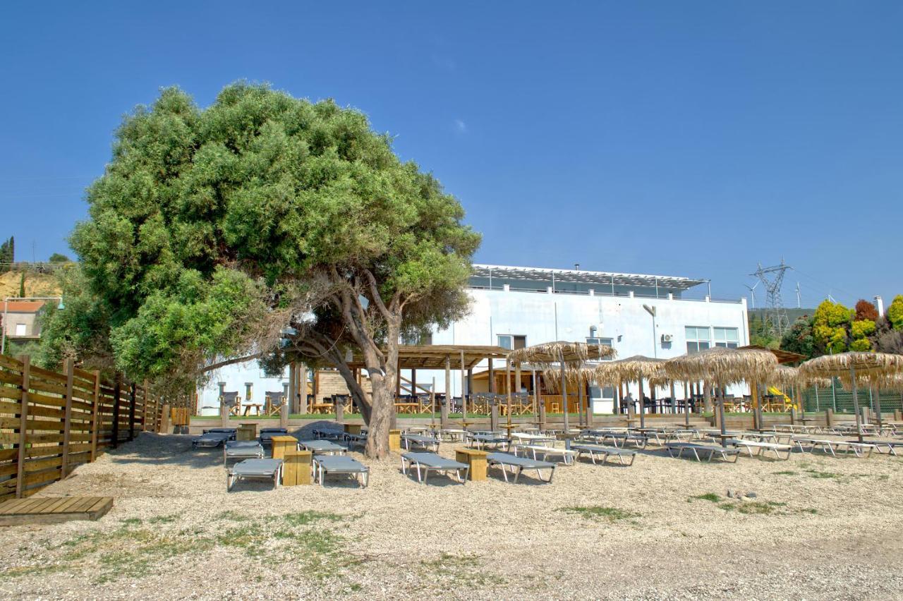 Epipleon Luxury Suites -104- Δωμάτιο 35Τμ Με Βεράντα 35Τμ Μπροστά Στη Θάλασσα Návpaktosz Kültér fotó